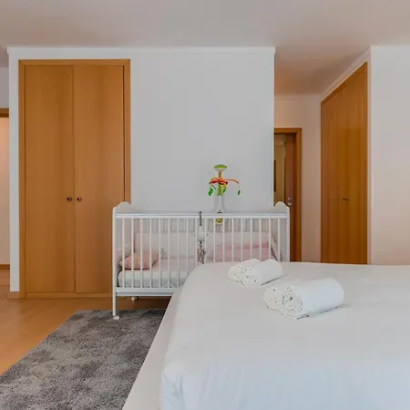 公寓 Charm 3bdr W/balcony By Lovelystay Lisboa