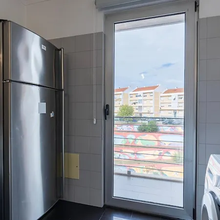 Apartamento Charm 3bdr W/balcony By Lovelystay *