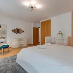 Charm 3bdr W/balcony By Lovelystay Apartment *