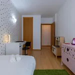 Charm 3bdr W/balcony By Lovelystay * Lissabon