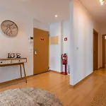Apartment Charm 3bdr W/balcony By Lovelystay