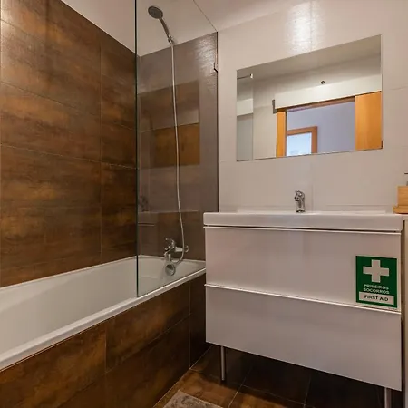 Charm 3bdr W/balcony By Lovelystay Lejlighed Lisboa